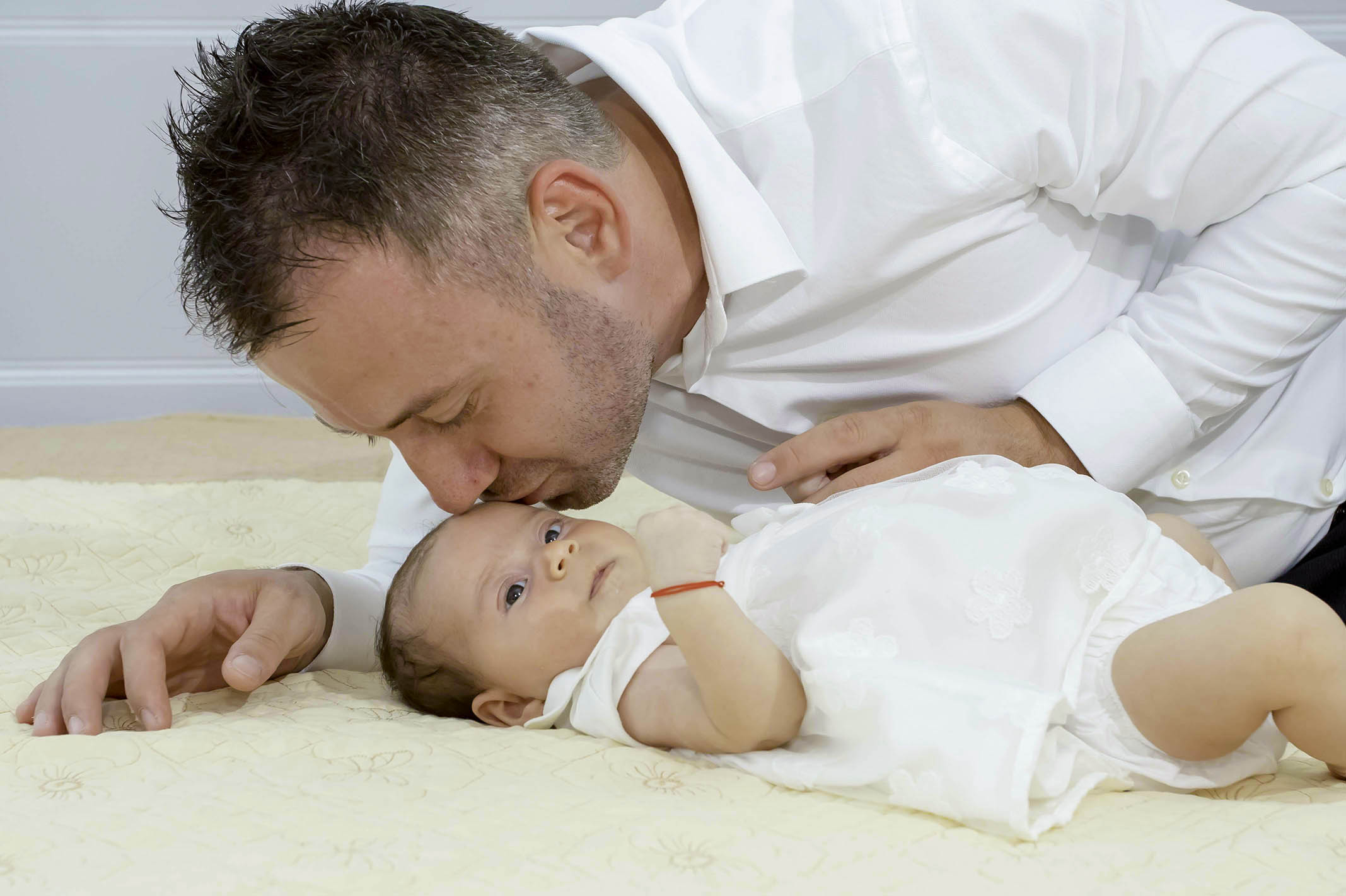 fotograf botez, tatal si copilul la sedinta foto